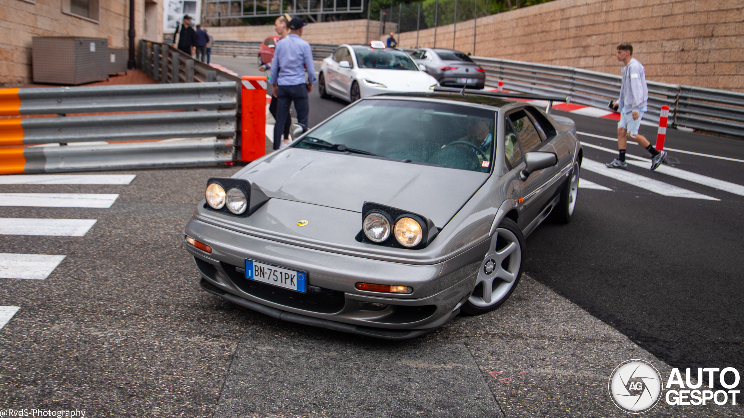 Lotus Esprit V8 GT