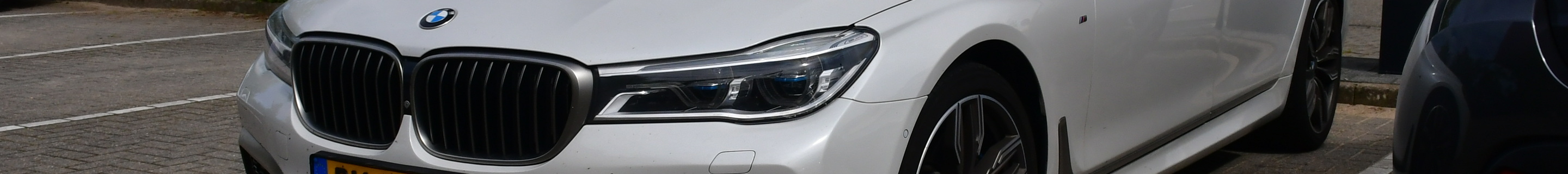 BMW M760Li xDrive