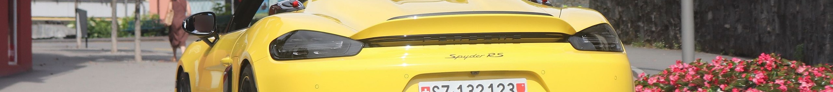 Porsche 718 Spyder RS Weissach Package
