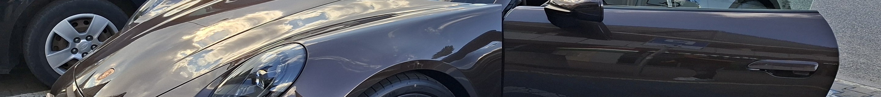 Porsche 992 Carrera 4 GTS Cabriolet MkII