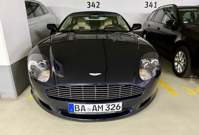 Aston Martin DB9 Volante
