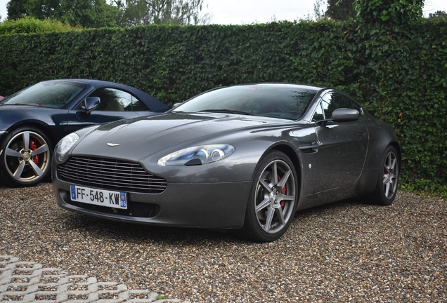 Aston Martin V8 Vantage