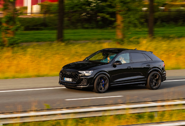 Audi RS Q8 2024