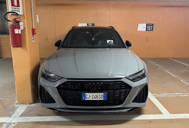 Audi RS6 Avant C8
