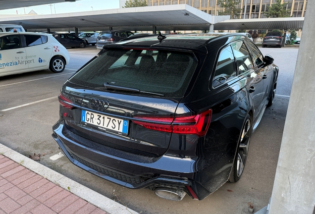 Audi RS6 Avant C8