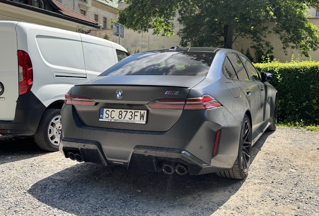 BMW M5 G90