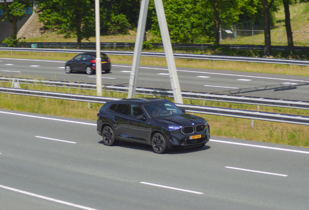 BMW XM G09