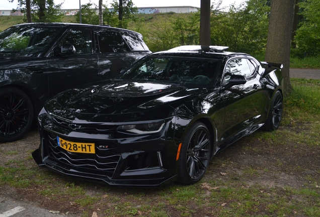 Chevrolet Camaro ZL1 2016