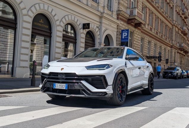 Lamborghini Urus Performante