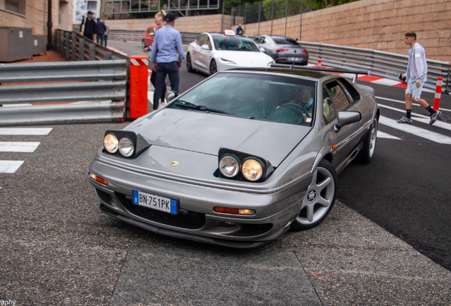 Lotus Esprit V8 GT