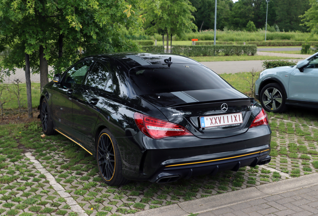 Mercedes-AMG CLA 45 C117 Yellow Night Edition