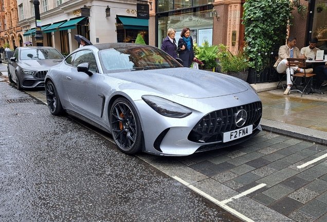Mercedes-AMG GT 63 C192