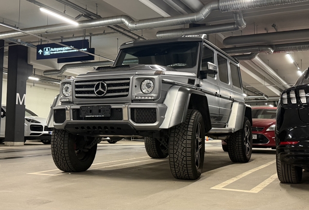 Mercedes-Benz G 500 4X4²