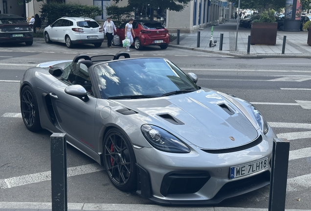 Porsche 718 Spyder RS