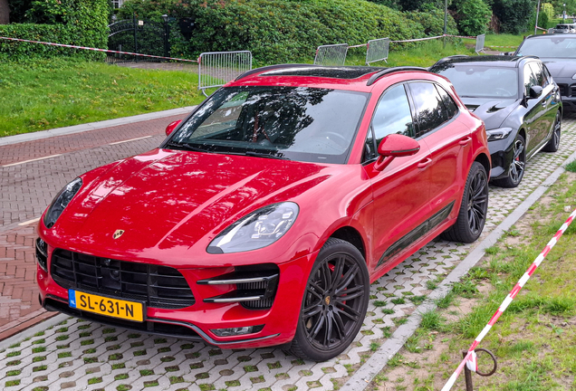 Porsche 95B Macan Turbo MkI