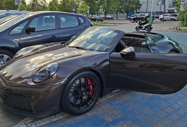 Porsche 992 Carrera 4 GTS Cabriolet MkII