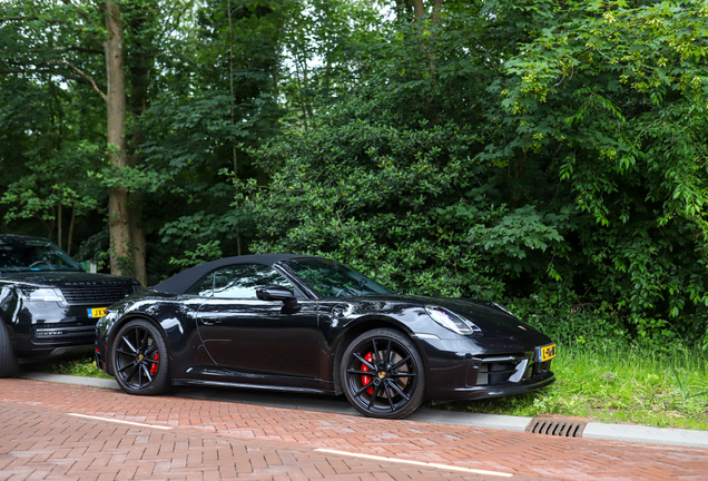 Porsche 992 Carrera 4S Cabriolet MkI