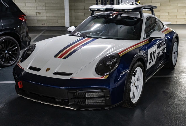 Porsche 992 Dakar