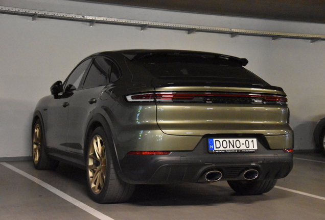 Porsche Cayenne Coupé Turbo E-Hybrid