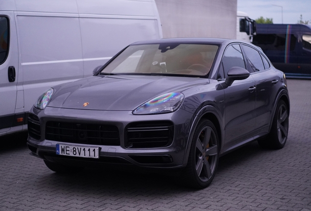 Porsche Cayenne Coupé Turbo S E-Hybrid