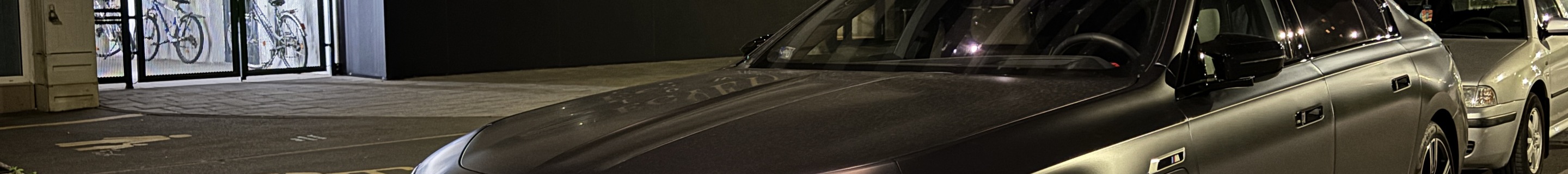 BMW M760e xDrive