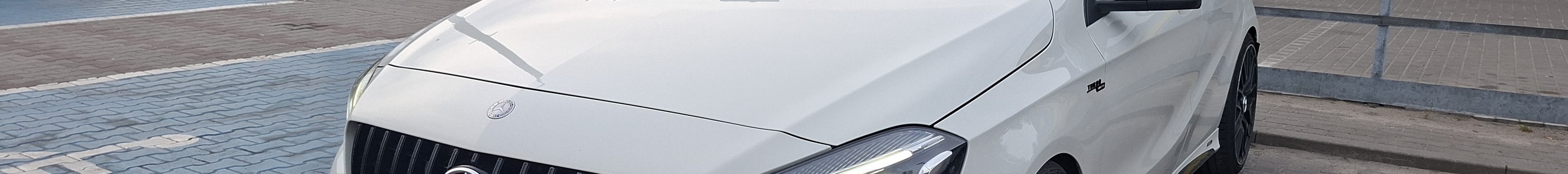 Mercedes-AMG A 45 W176 2015