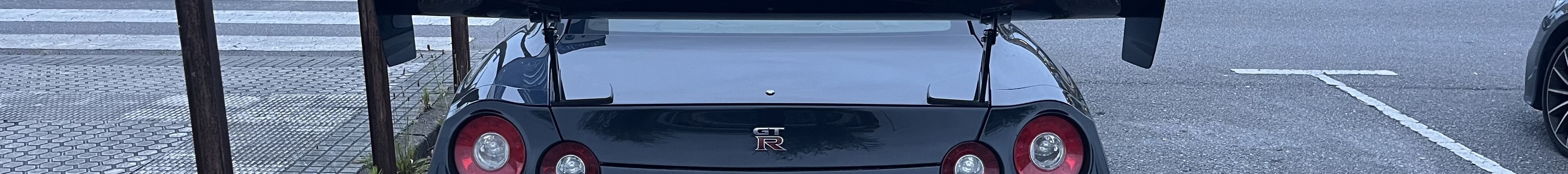 Nissan GT-R 2012