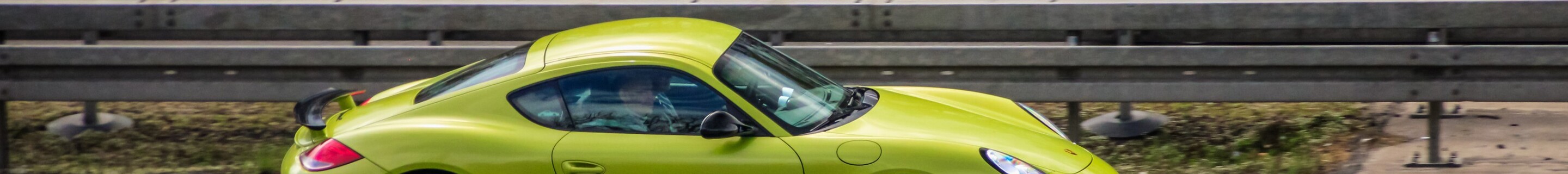 Porsche 987 Cayman R