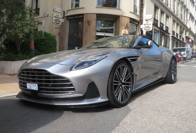 Aston Martin DB12 Volante