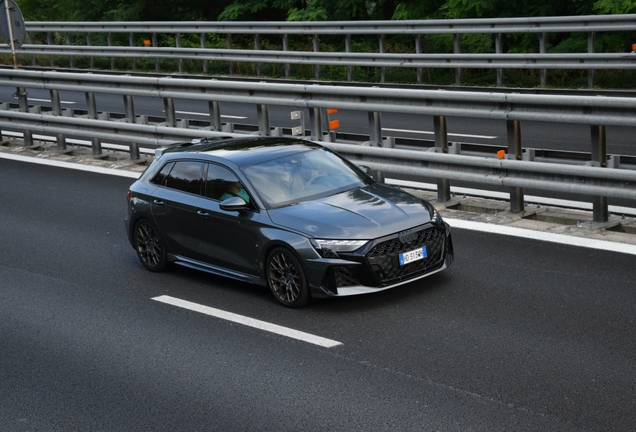 Audi RS3 Sportback 8Y 2025