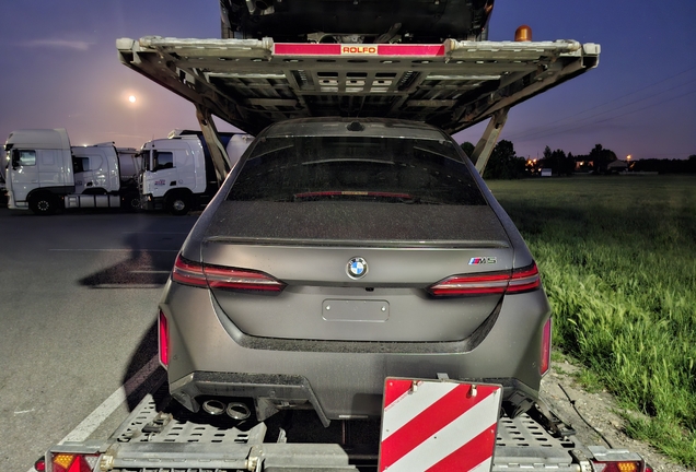 BMW M5 G90