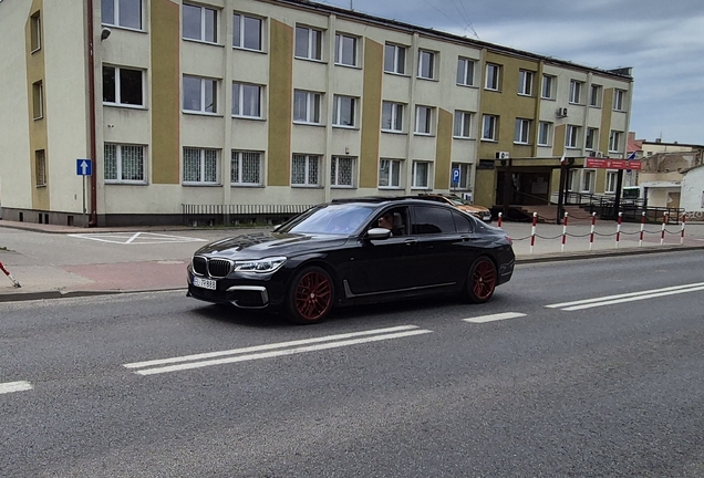 BMW M760Li xDrive