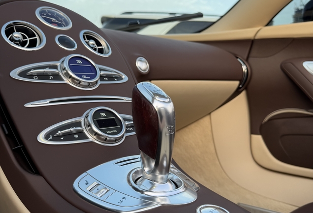 Bugatti Veyron 16.4 Grand Sport Vitesse Jean Bugatti