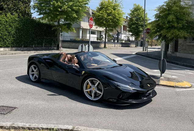 Ferrari F8 Spider
