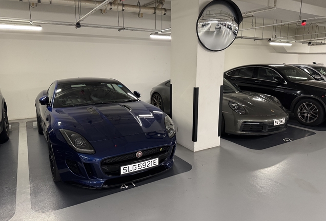 Jaguar F-TYPE R Coupé