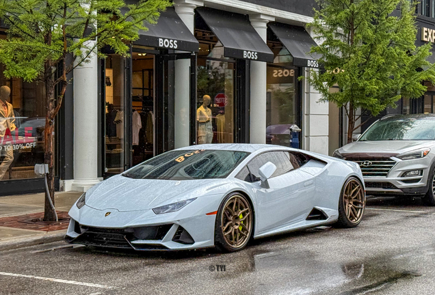 Lamborghini Huracán LP640-4 EVO
