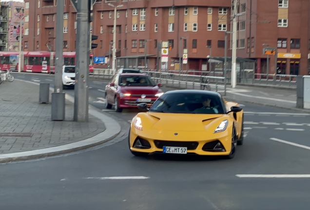 Lotus Emira