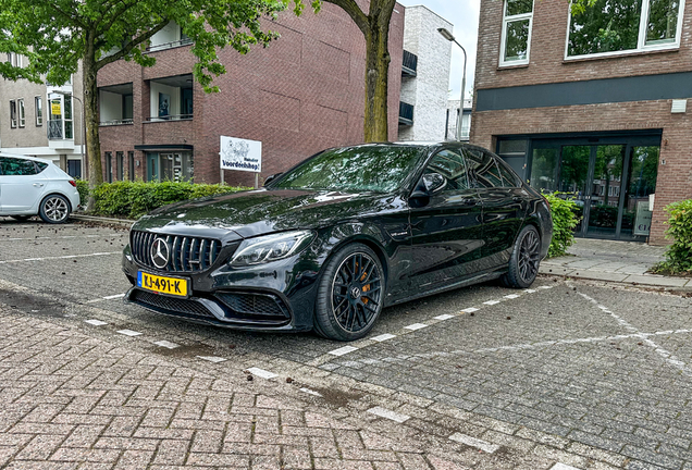 Mercedes-AMG C 63 S W205