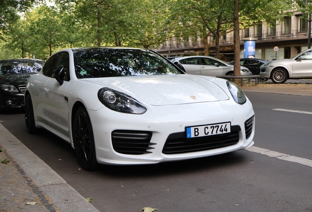 Porsche 970 Panamera GTS MkII