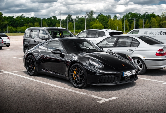 Porsche 992 Carrera 4 GTS MkII