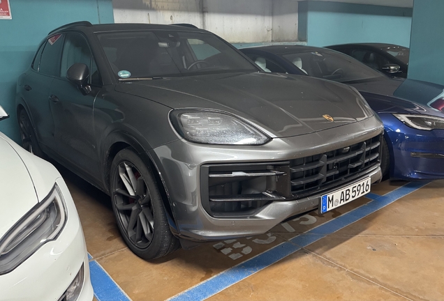 Porsche 9YA Cayenne GTS MkII