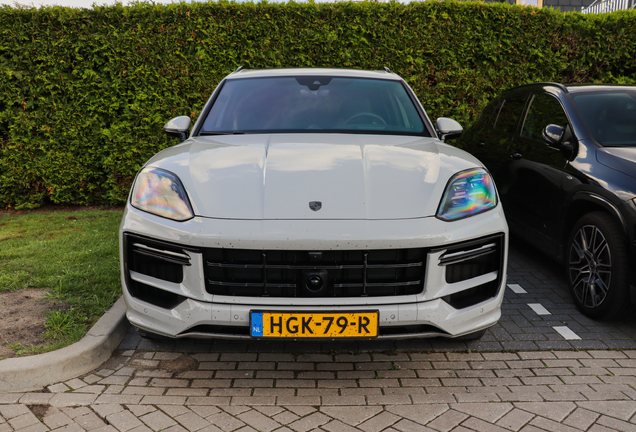 Porsche 9YA Cayenne Turbo E-Hybrid