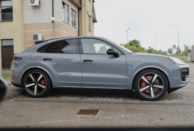 Porsche Cayenne Coupé Turbo E-Hybrid