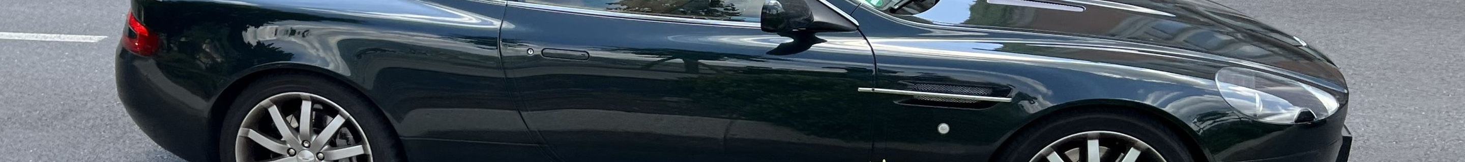 Aston Martin DB9