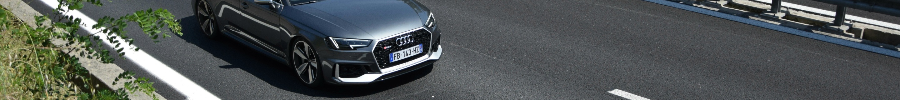 Audi RS4 Avant B9