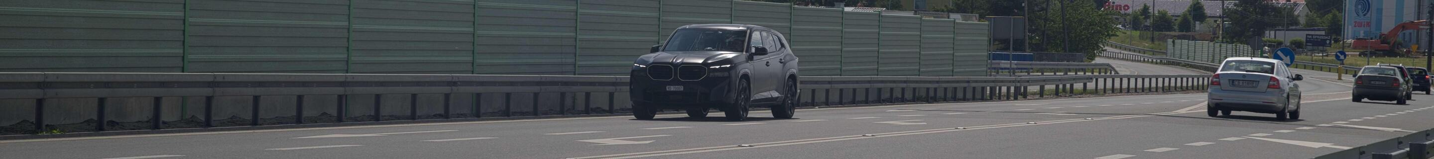 BMW XM G09