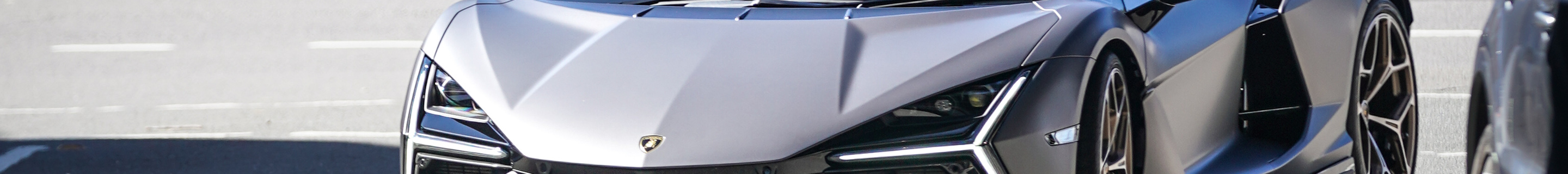 Lamborghini Revuelto