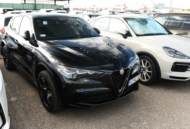 Alfa Romeo Stelvio Quadrifoglio 2023