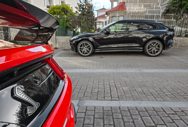Aston Martin DBX S