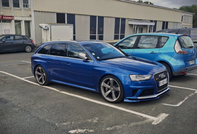 Audi RS4 Avant B8